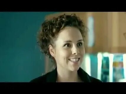 Қыз жасырынып, мастурбация жасады