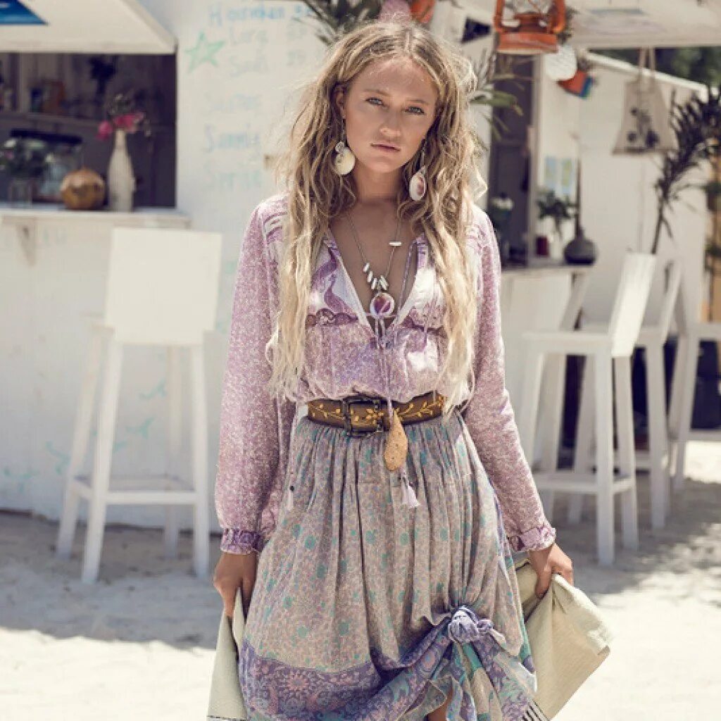 Boho pro. Хиппи стиль бохо стиль. Хиппи бохо шик. Одежда в стиле фолк. Вермонтские хиппи.