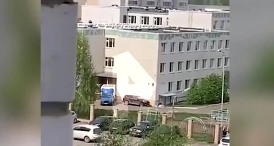 Взрыв школы видео. Казань 2021 стрельба в школе. Казань 11.05.21 гимназия.