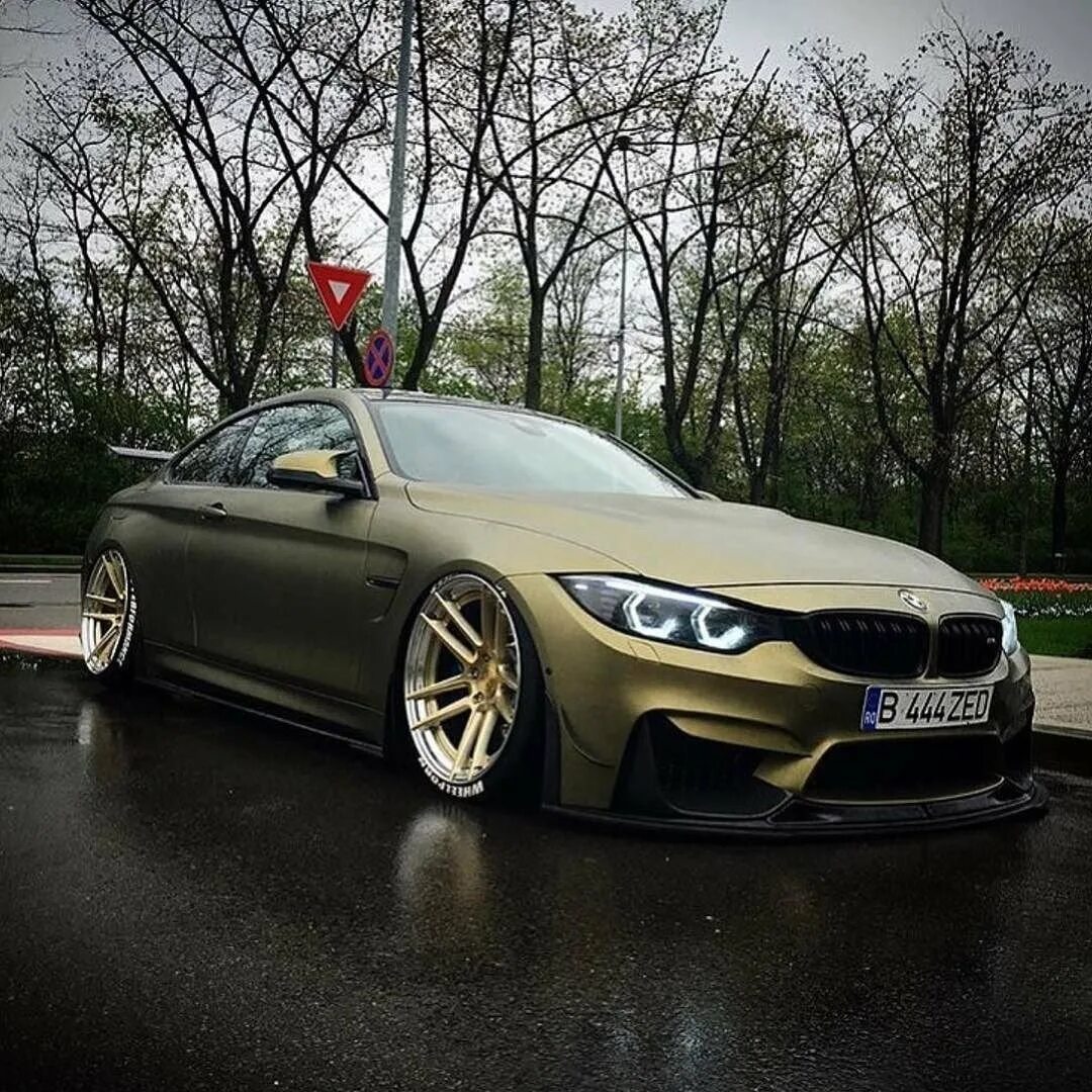 BMW m4. BMW m4 хаки. BMW m4 Tuning Performance. БМВ м5. М5 крутая