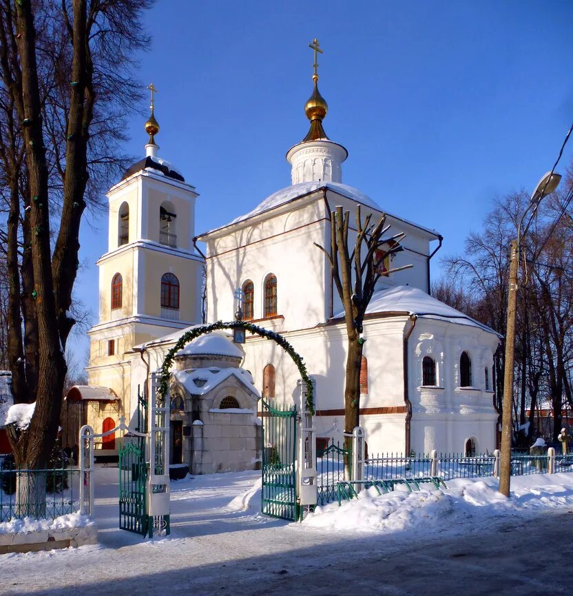 Храм Владимирской иконы Божией матери в Куркино. Храм Владимирской иконы Божией матери в Куркине, Москва. Церковь в Куркино Владимирская Божья Матерь. Владимирская икона Божией матери Куркино.