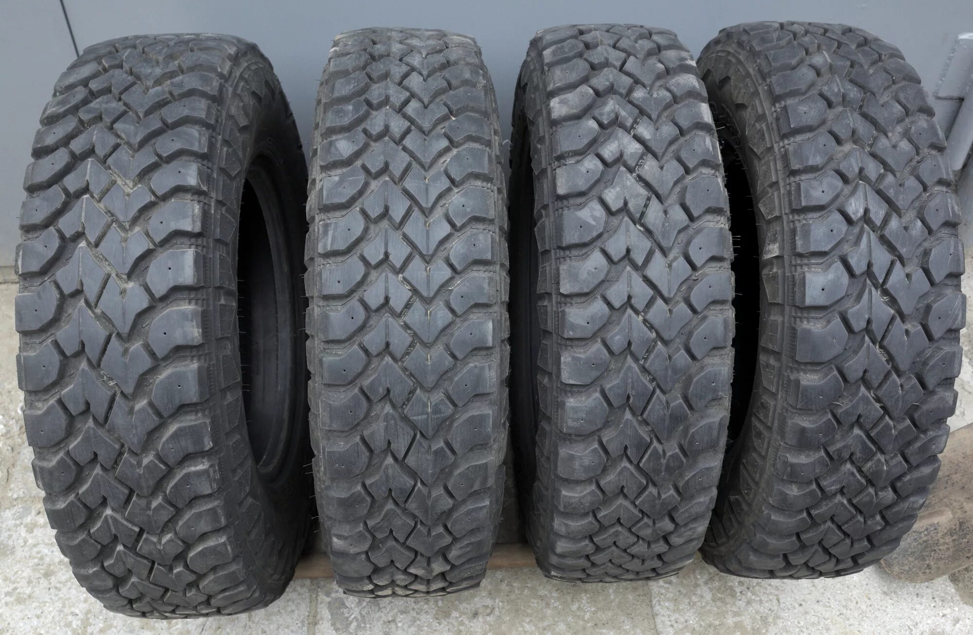 Купить резину ханкук 16. Hankook Dynapro MT rt03. Ханкук Динапро МТ 225/75/16. 225/75 R16. Dynapro MT rt03.