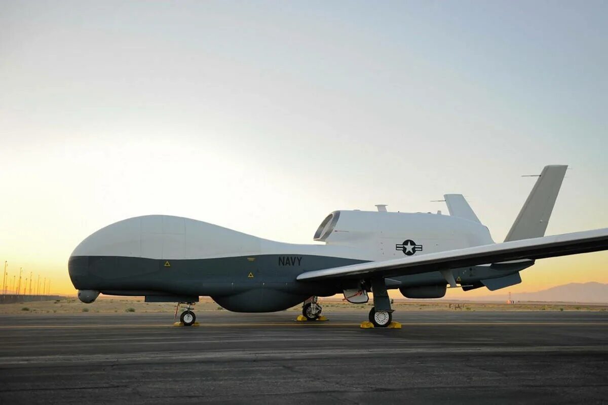 Mq-4c «Тритон». Northrop Grumman mq-4c Triton. БПЛА mq-4c Triton. Mq-4c Triton UAV.