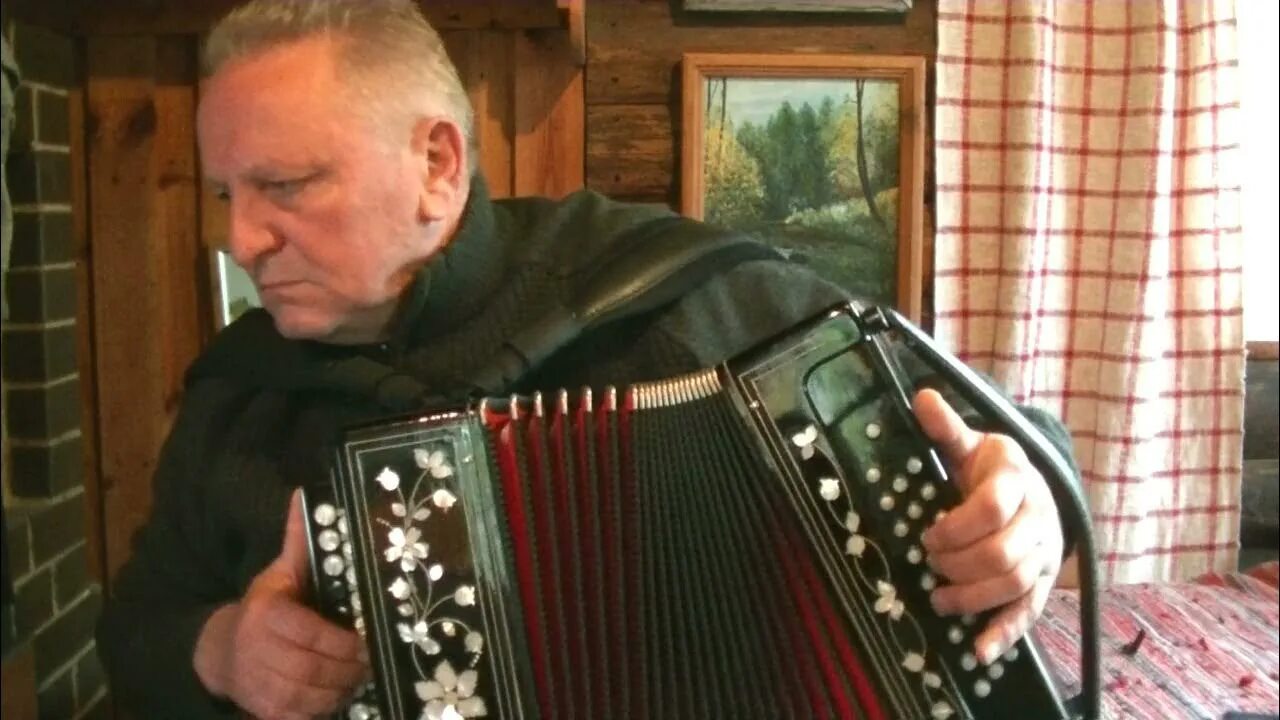 Спустилась ночь над засыпающими кленами ноты. Под гармонь спустилась ночь. Юрий щербаков спустилась ночь. Над засыпающими кленами слушать. Спустилась ночь над засыпающими кленами.