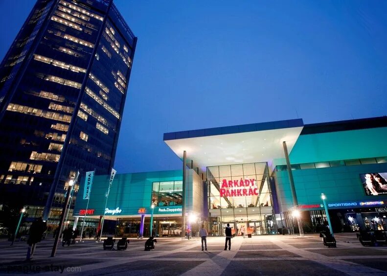 Ельцин центр спонсоры. Ходи центр. Константин грязи волгоград. Ходи центр. Ходи центр.