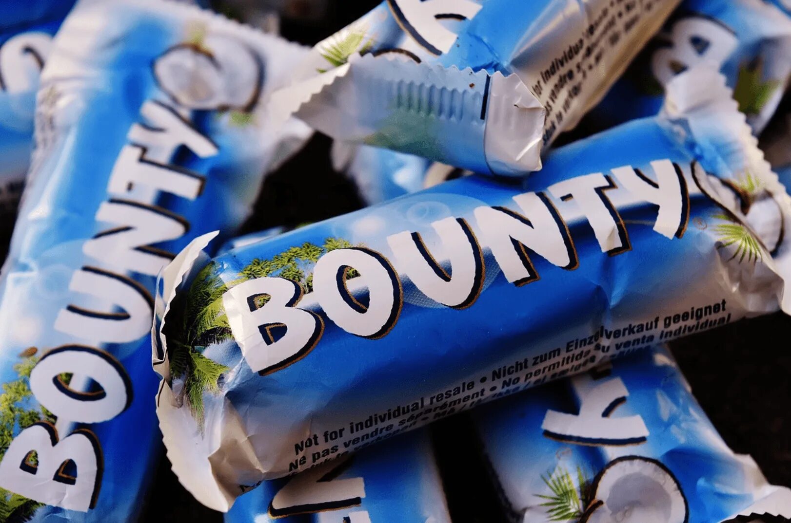 Шоколадный батончик bounty 55 г. Шоколадный батончик баунти 82,5г*24шт трио. Батончик баунти 55г. Батончик bounty трио 82,5 г. Баунти производитель.