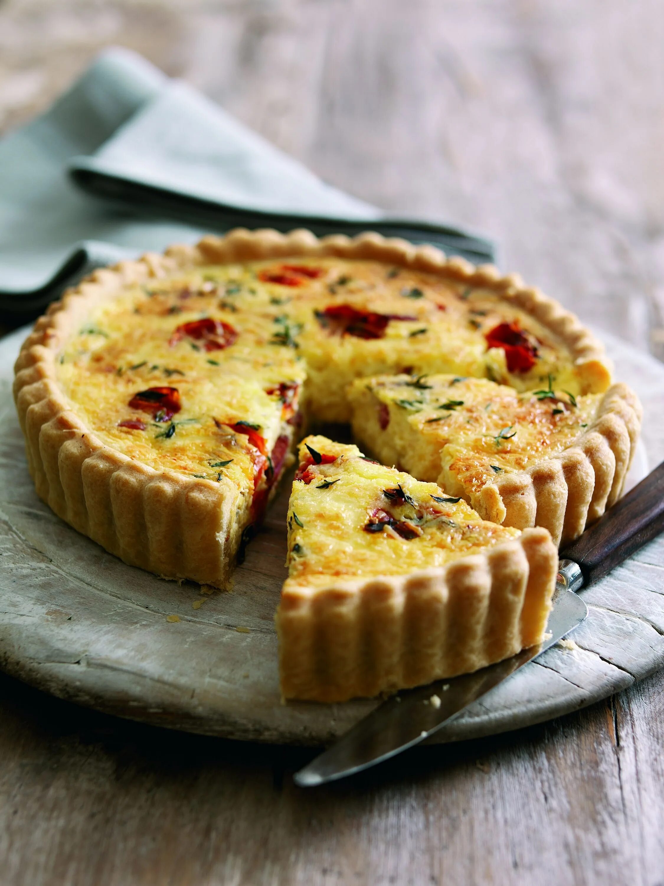 КИШ Лорен. КИШ Лорен (Quiche Lorraine). Французская кухня КИШ Лорен. КИШ Лорен классический французский пирог.