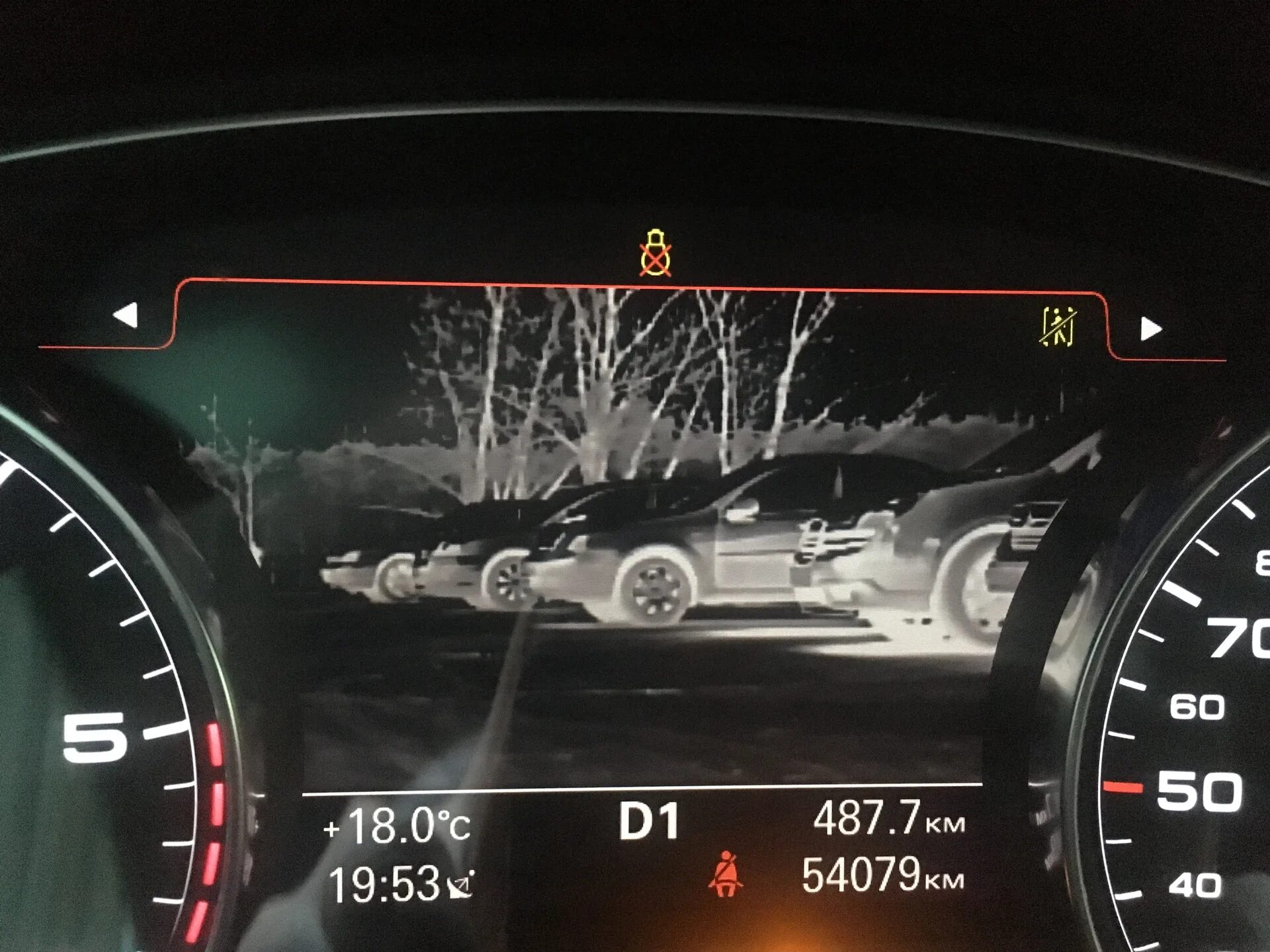 Как работает ночное видение. Night vision audi a6. ночное видение ауди а6 с7. камера ночного видения ауди а8 д4. проекция на лобовое стекло audi a6 c7.
