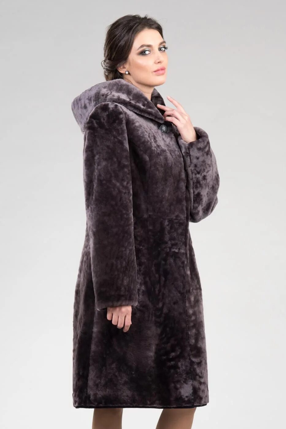 Куртки пятигорской фабрики. Пятигорские фабрики меховых изделий из каракуля. Пятигорские шубы в новосибирске. Шубы софия пятигорская фабрика. Пятигорская фабрика меха.