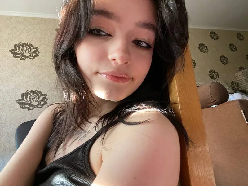 Yourpersonalwaifu. Yourpersonalwaifu видео. Yourpersonalwaifu в душе. Yourpersonalwaifu video.