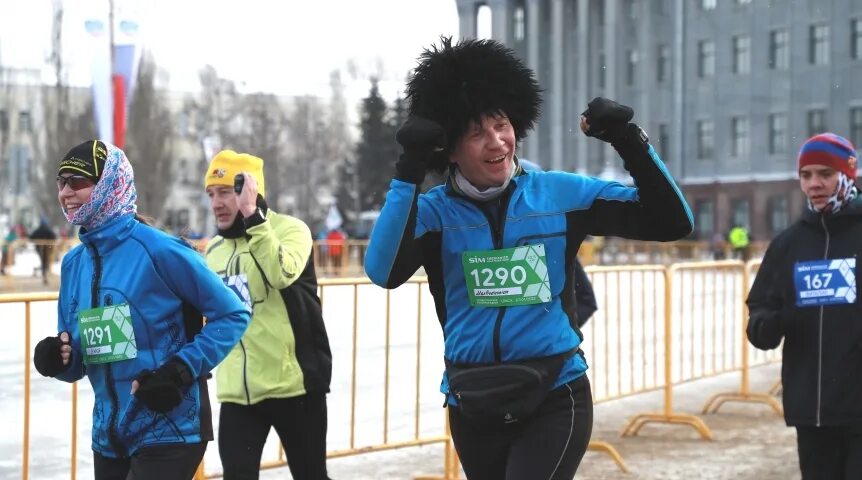Рождественский полумарафон омск. Рождественский полумарафон омск 2001. марина ковалева полумарафон. репортаж с полумарафона. рождественский полумарафон омск в -33.