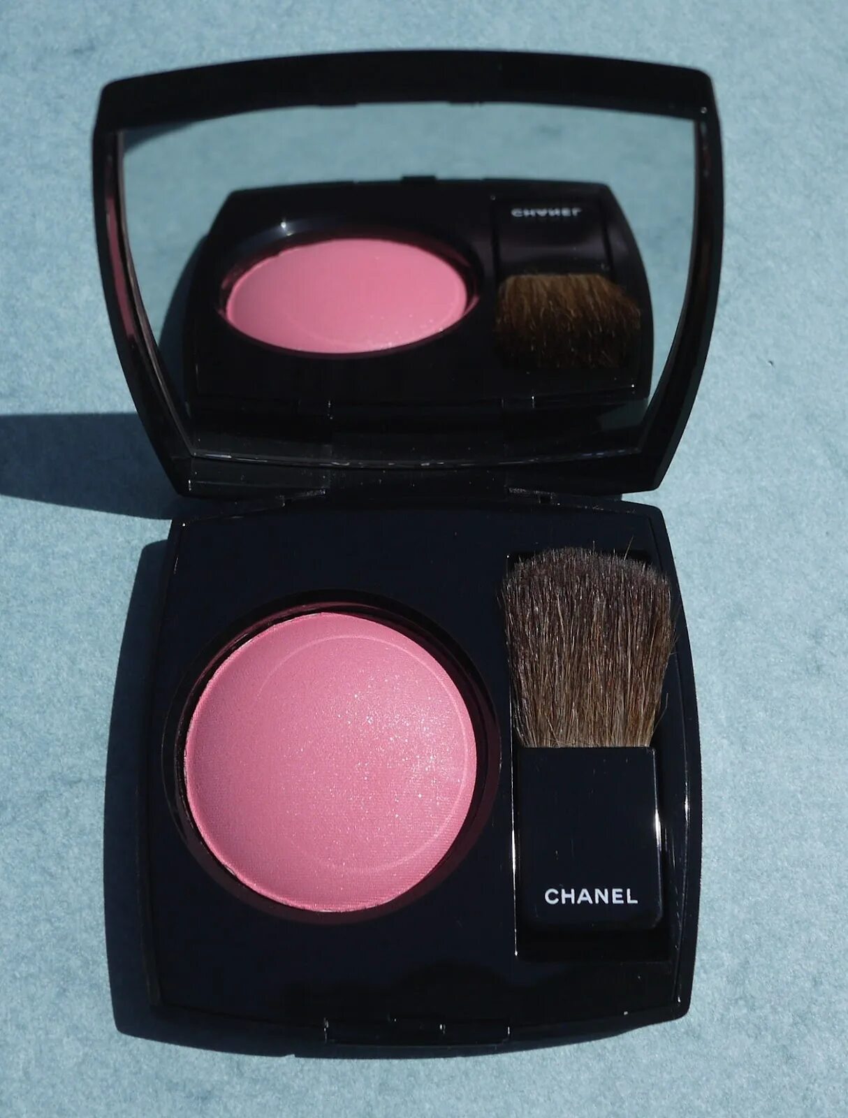 Chanel joues contraste. Румяна chanel 170 rose glacier. Chanel 82 reflex румяна. Румяна chanel rose glacier. Chanel joues contraste.