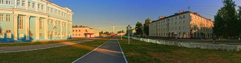 Центр людиново. Ул. Люмар универмаг людиново. Людиново магазин домовой. Фотостудия людиново.