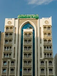 Landmark plaza