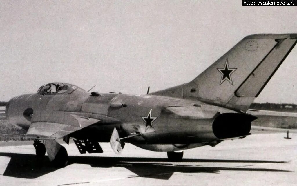 Как советский истребитель МиГ-19 сбил американский самолет-шпион Boeing Historic