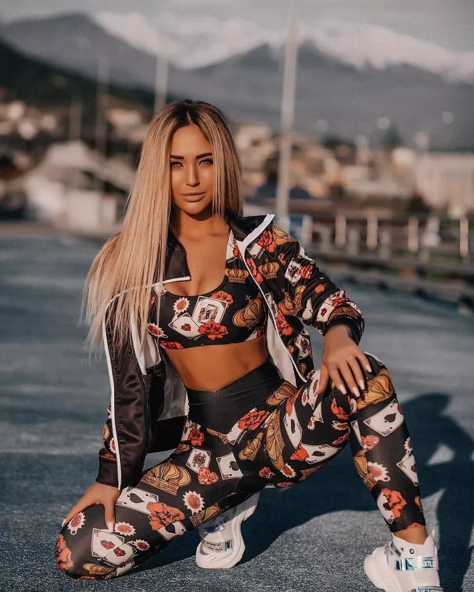 виктория якунина варданян. вика цатурян дом 2. Leonie vika d фотомодель. Emdigital instagram your viktoriia. Victoriabrono инстаграм.