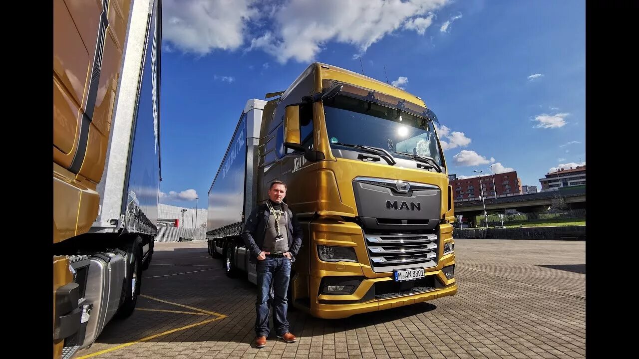 Man track. Man tgx 18. Man track. Грузовики man bussing. Ман грузовик 440.