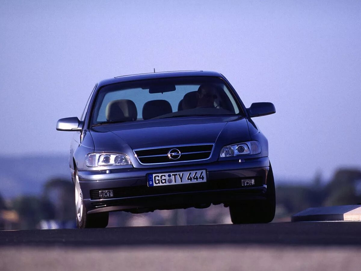 Купить опель омега рестайлинг. Opel Omega b. Opel Omega 1999. Opel Omega b 2003. Opel Omega b 1999.