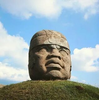 Скульптуры народов