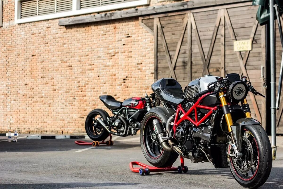 Ducati Streetfighter. Дукати мотоцикл стрит. Стрит Файтер мотоцикл. Мотоцикл Дукати кастом. Городские байки