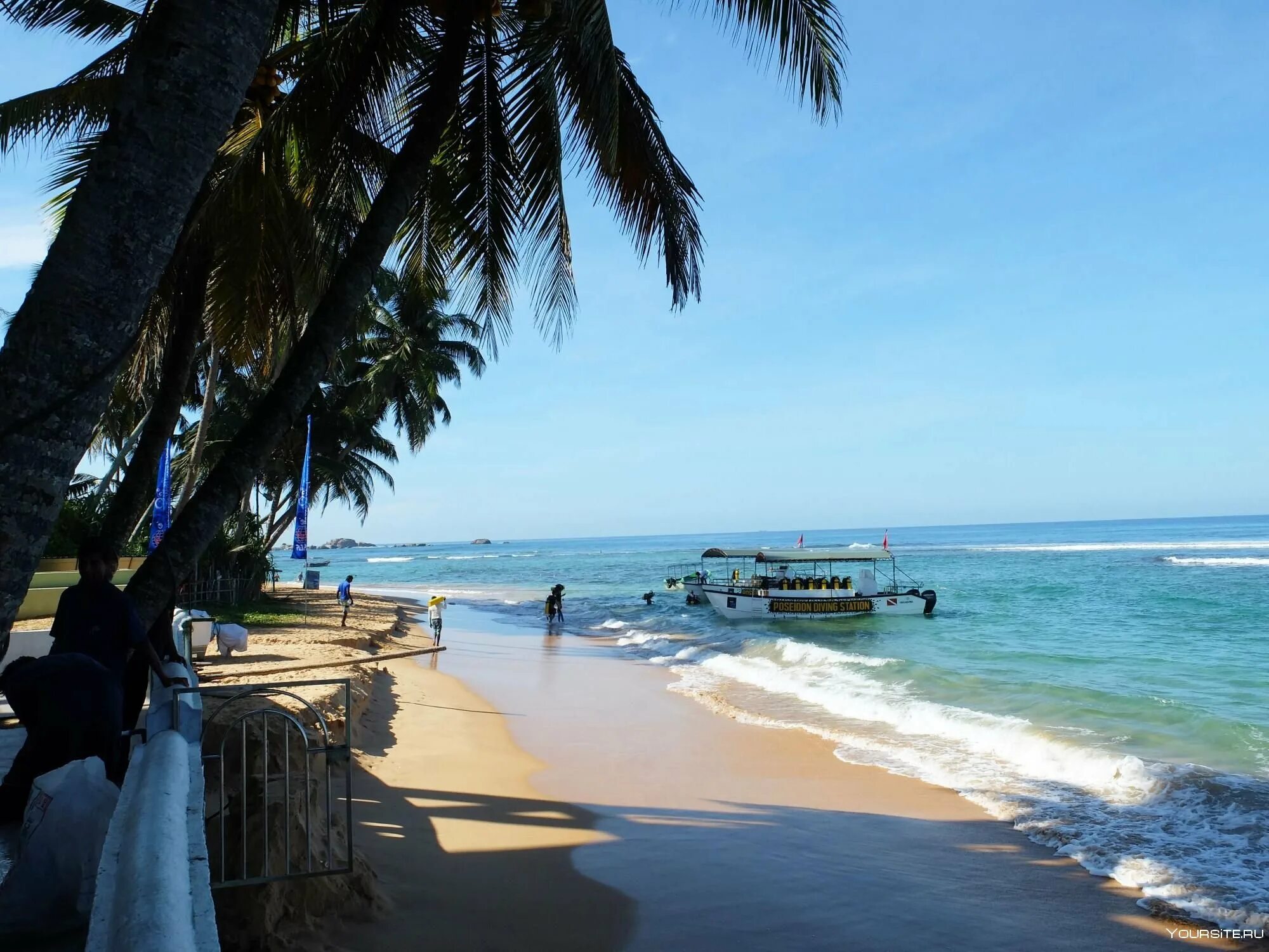 Хиккадува Шри Ланка. Пляж Хиккадува Шри Ланка. Бухта Хиккадува. Hikkaduwa Beach Шри Ланка. Пляж хиккадува шри