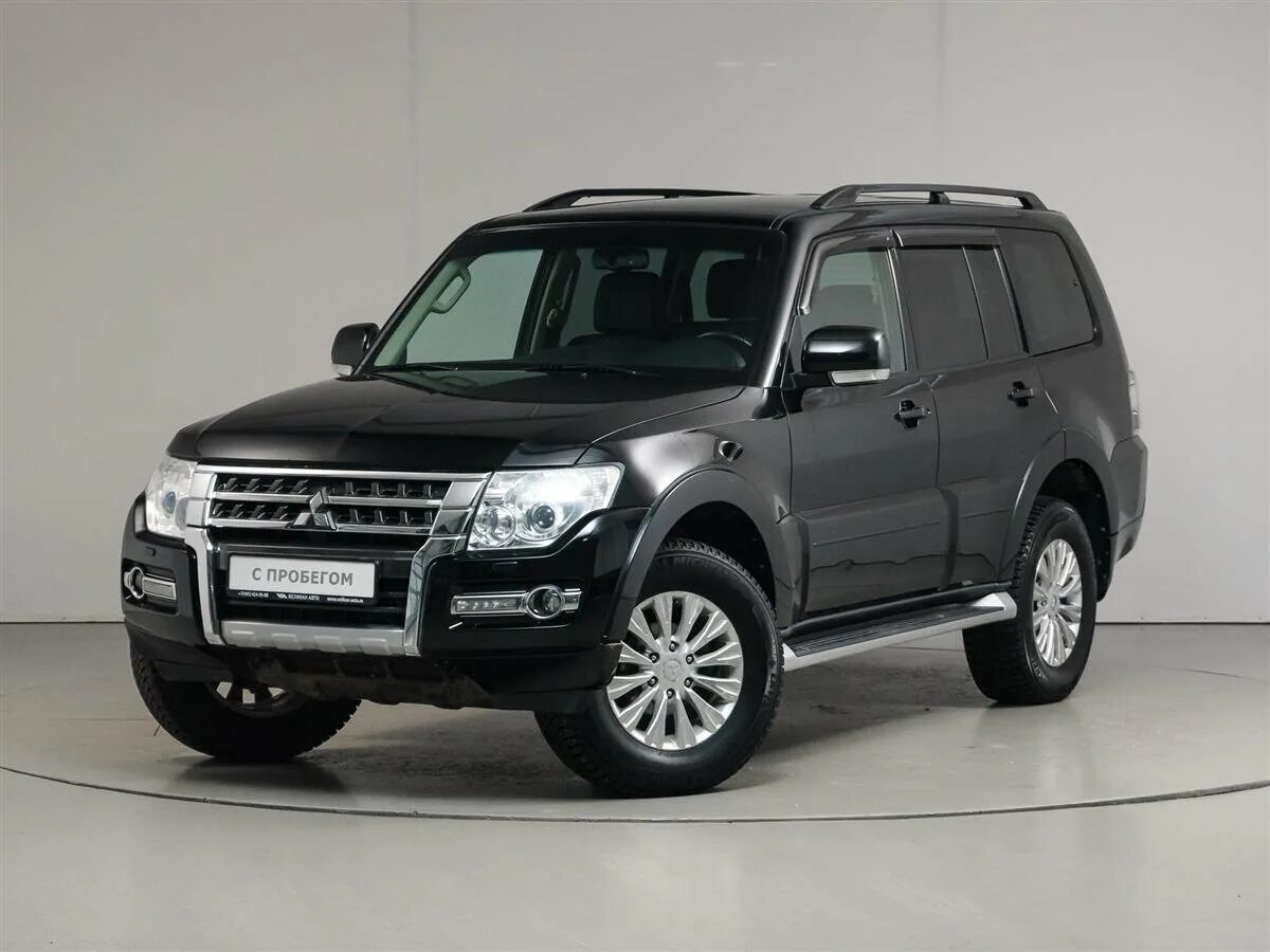 Mitsubishi pajero 2015