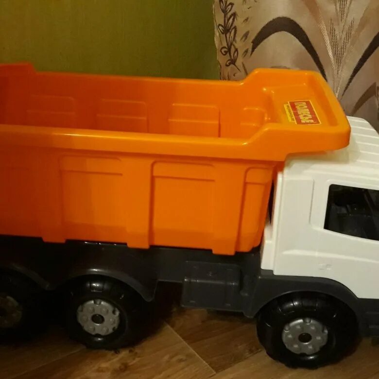 Грузовик полесье супергигант (5113) 81 см. Большой камаз игрушка. Камаз детский большой игрушечный. Большой камаз игрушка. Камаз игрушечный большой.