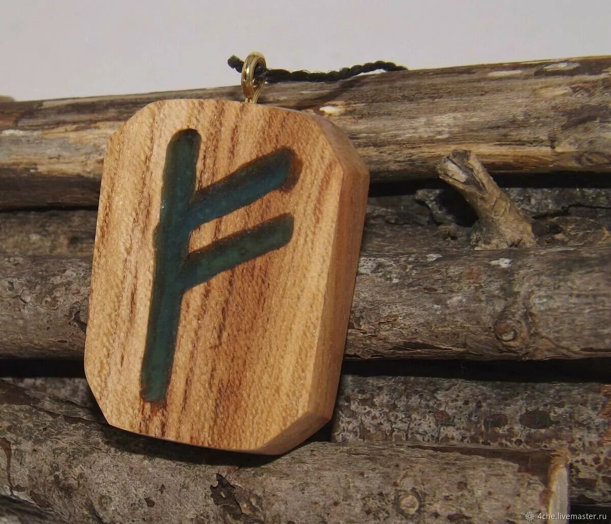 Руна дня. Руна феху. руна феху (fehu). руна ансуз и феху. руна феу (феху).