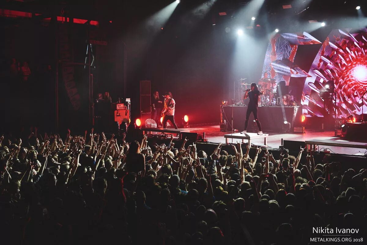 Louna свобода. Louna 2021. Louna обратная сторона 2. Louna обложки альбомов. Louna обложки альбомов.