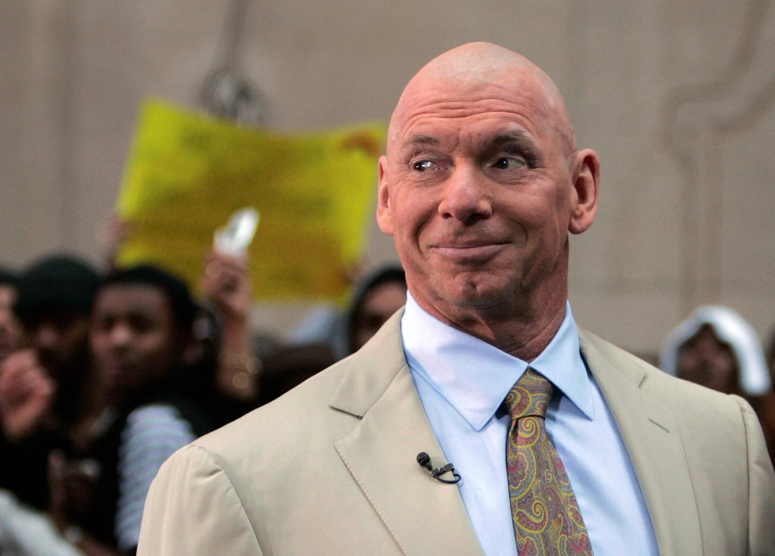 Винс новы. Vince mcmahon. vincent kennedy mcmahon. mcmahon сейчас. винс макмен 2025.