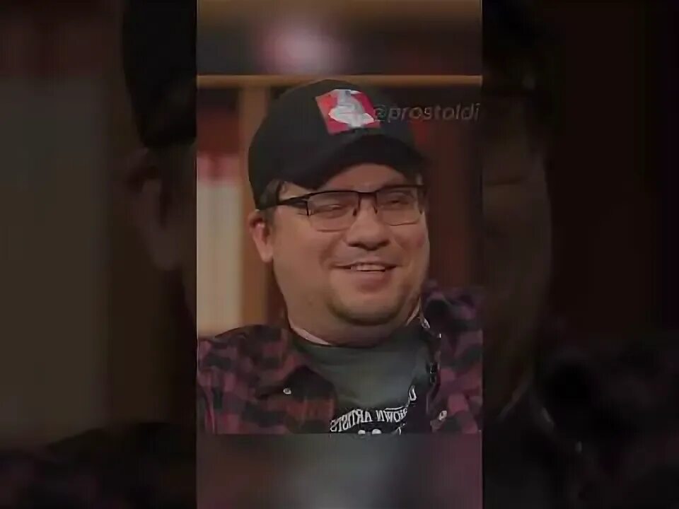 Камеди клаб харламов и батрутдинов. Новый ведущий камеди. Как называется шоу с харламовым. Как называется шоу с харламовым. Вечерний ургант галкин и харламов.