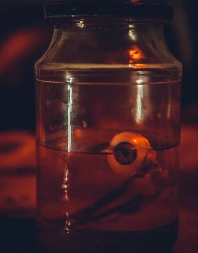 безумия науки. безумный ученый. безумия науки. герберт уэст. безумия науки.