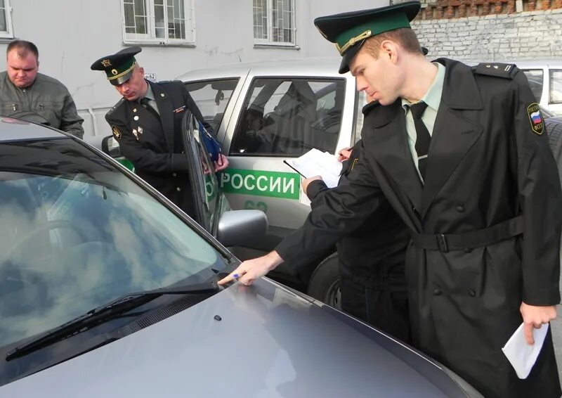 Водитель поставил. Водитель ФССП. Водитель Федеральная служба судебных приставов. Аттестация водителей. ФСПП водитель.