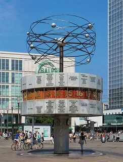 Hour berlin