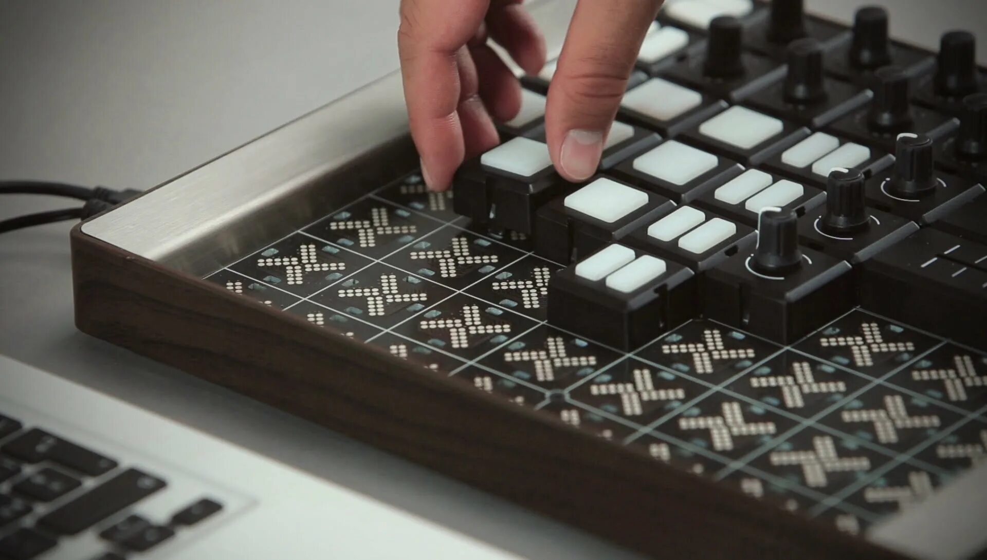 Midi 24. Midi controller f50. midi controller(d567). midi controller hexa. кноб для контроллера.