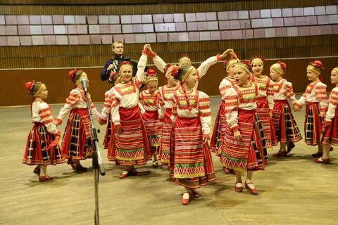 Вокально хореографический спектакль