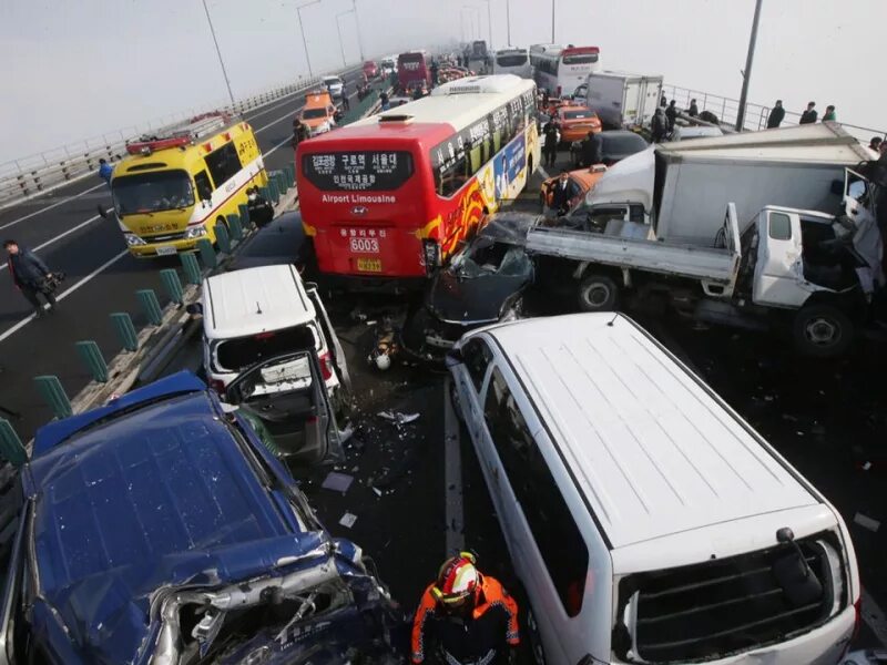 Крупные аварии в мире. Несчастный случай. Пожар в Инчхоне. At least 19 Killed in Road accident in East China.