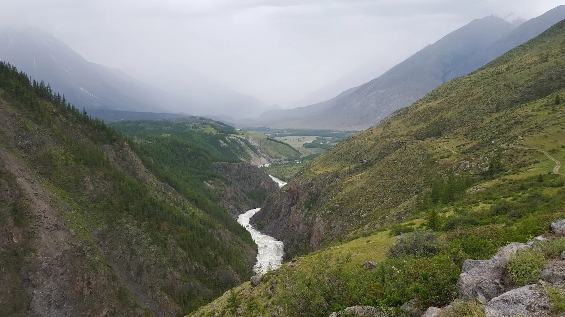 Водопад джермук. Горный родник архыз. Горные реки кавказа. Горная река в каньоне. Горная река пороги.