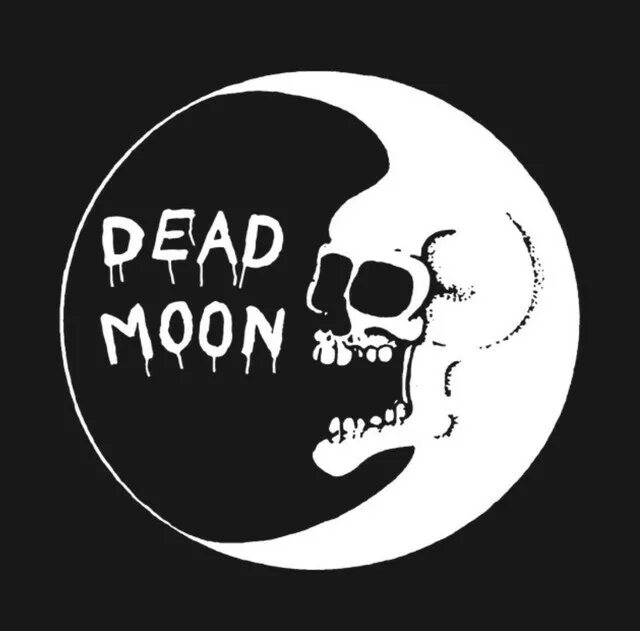 Мертвая луна слушать. Dead Moon. Мертвая Луна. Группа Dead Moon logo. Группа Dead Moon 1990.