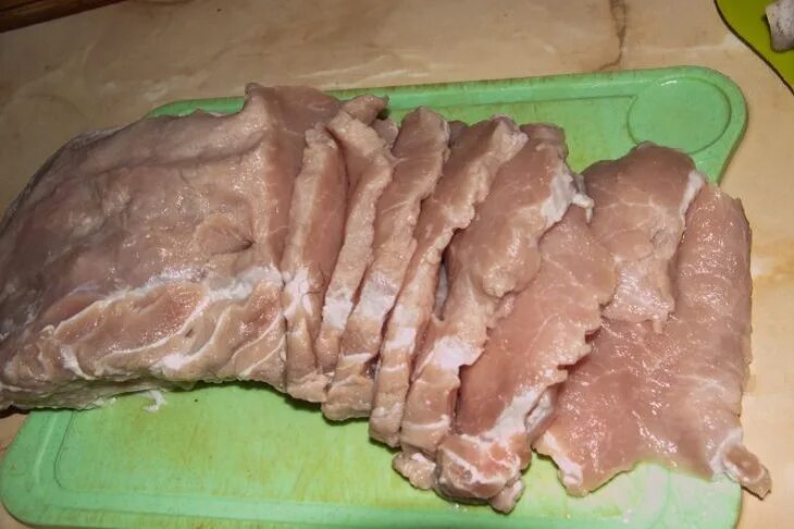 Чтобы свинина получилась мягкой и сочной