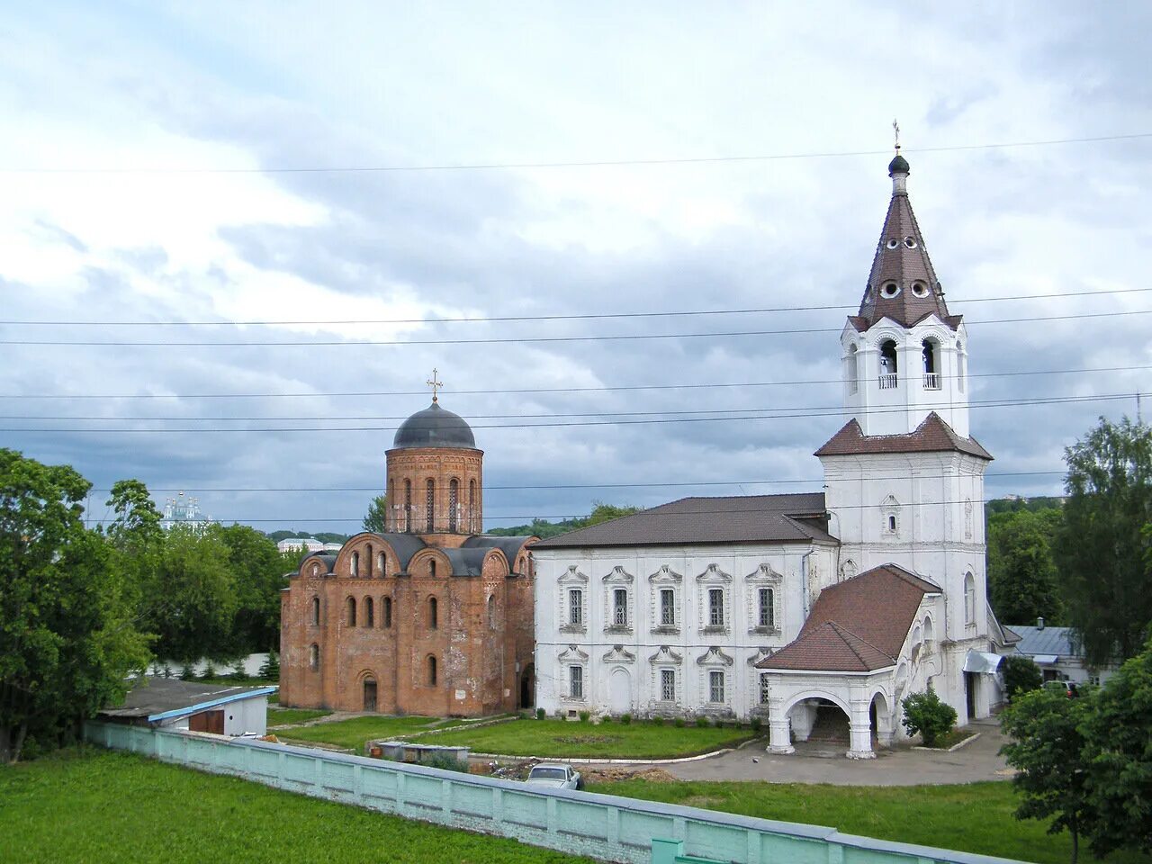 Смоленск памятники архитектуры.