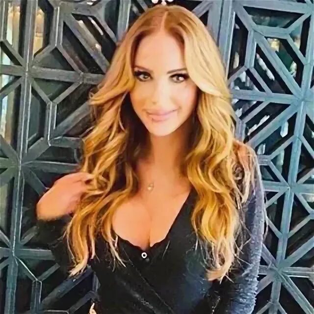 Аннина. Annina superstar. Аннино укатис. Аннино укатис. Аннина укатис (annina ucatis) соло.