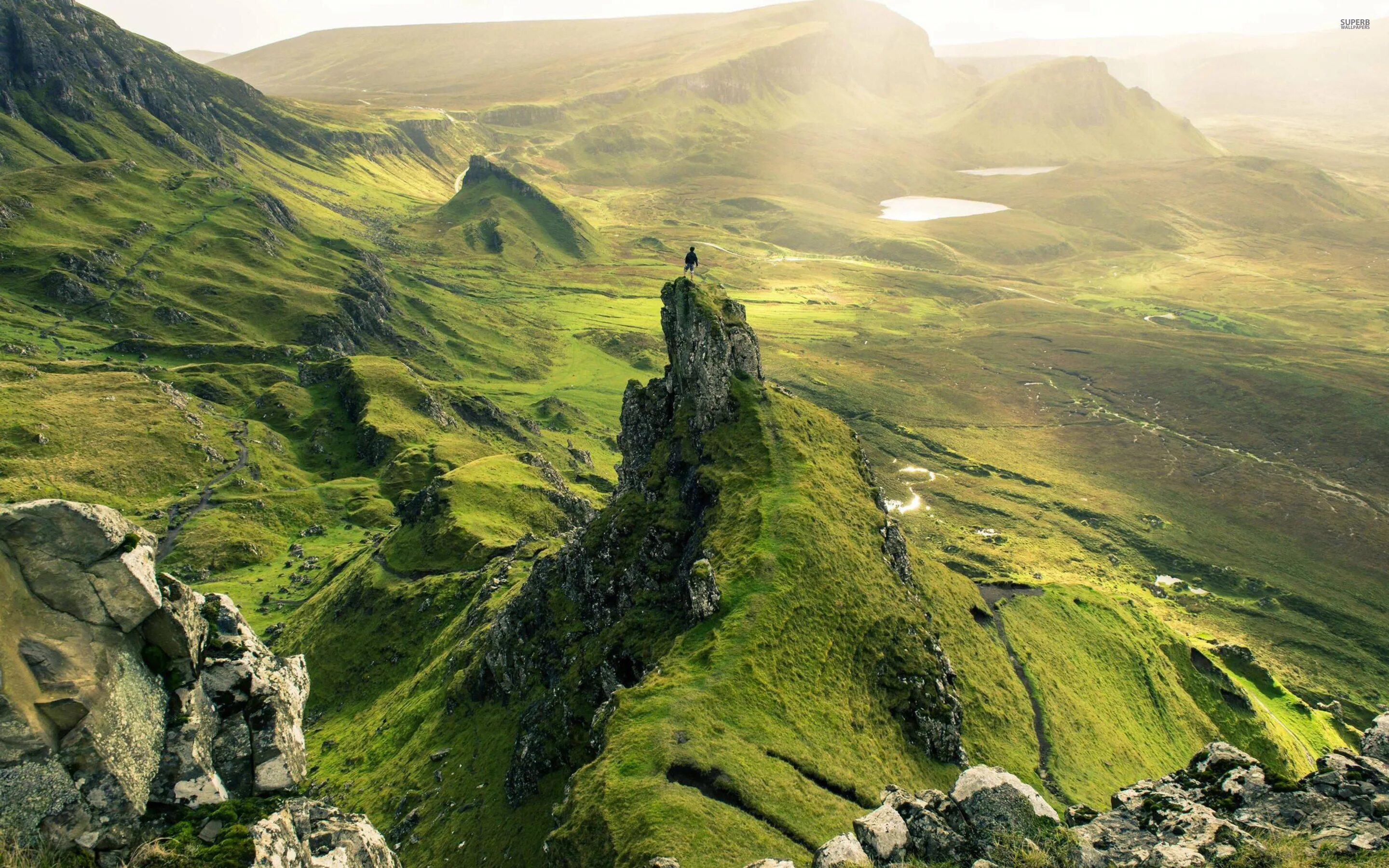 Quiraing Шотландия. Quiraing Valley, Skye Island, Шотландия. Куиранг остров Скай. Долина фей остров Скай Шотландия. Mountains of great britain