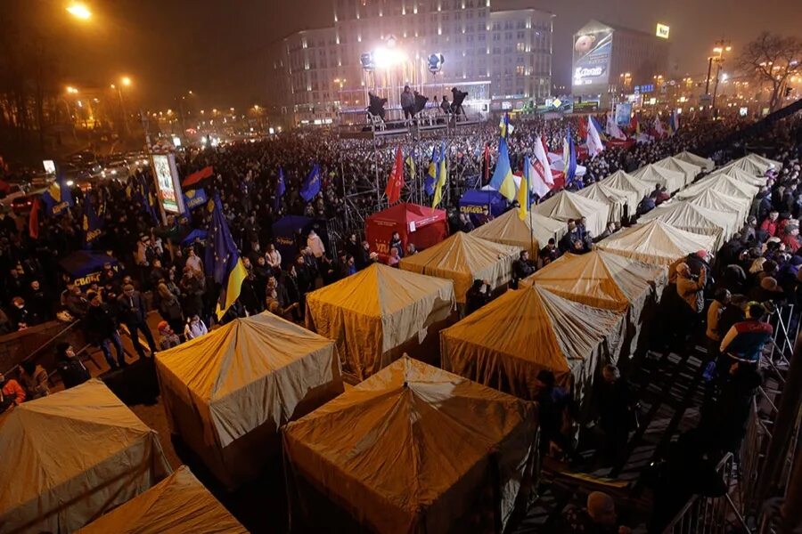 Палаточный городок Майдан 2004. Майдан на Украине в 2014 палатки. Палатки на Майдане 2014. Палаточный лагерь на Майдане. Халықтық майдан