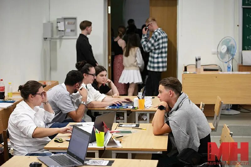 закрыть вузы