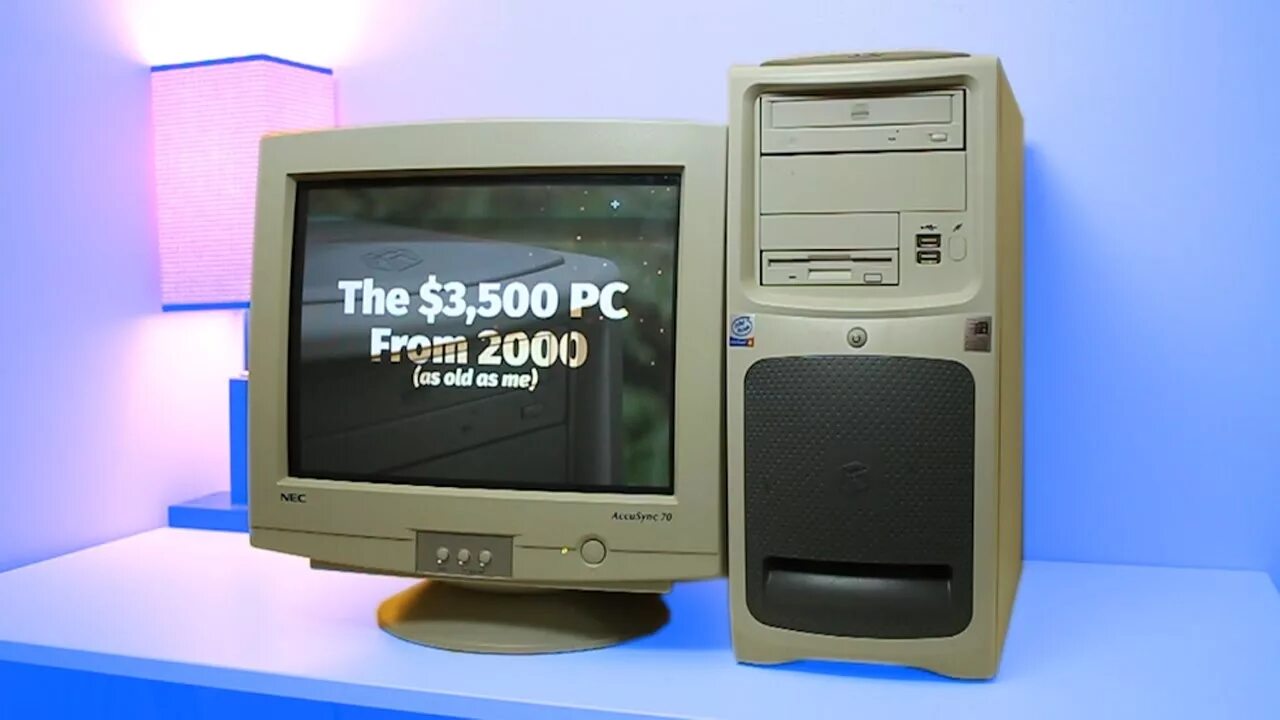 Компьютер начал. Старый компьютер. Компьютер 2000. Старые компьютеры 2000-х. Компьютеры 90-х годов.