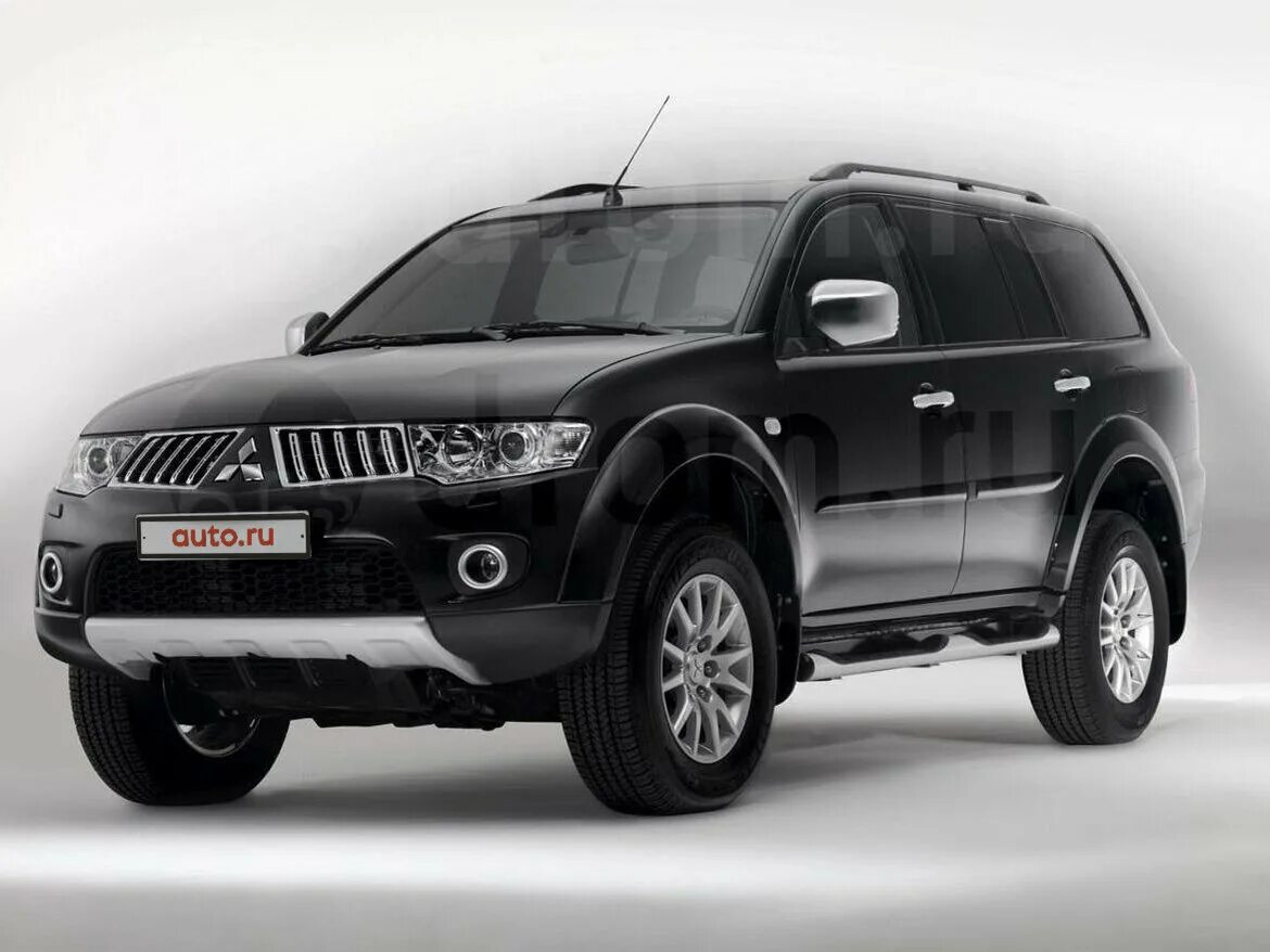 Mitsubishi pajero sport 5. Mitsubishi Pajero Sport. Митсубиси Паджеро спорт 2015. Mitsubishi Pajero Sport 2015. Mitsubishi Pajero Sport 2.