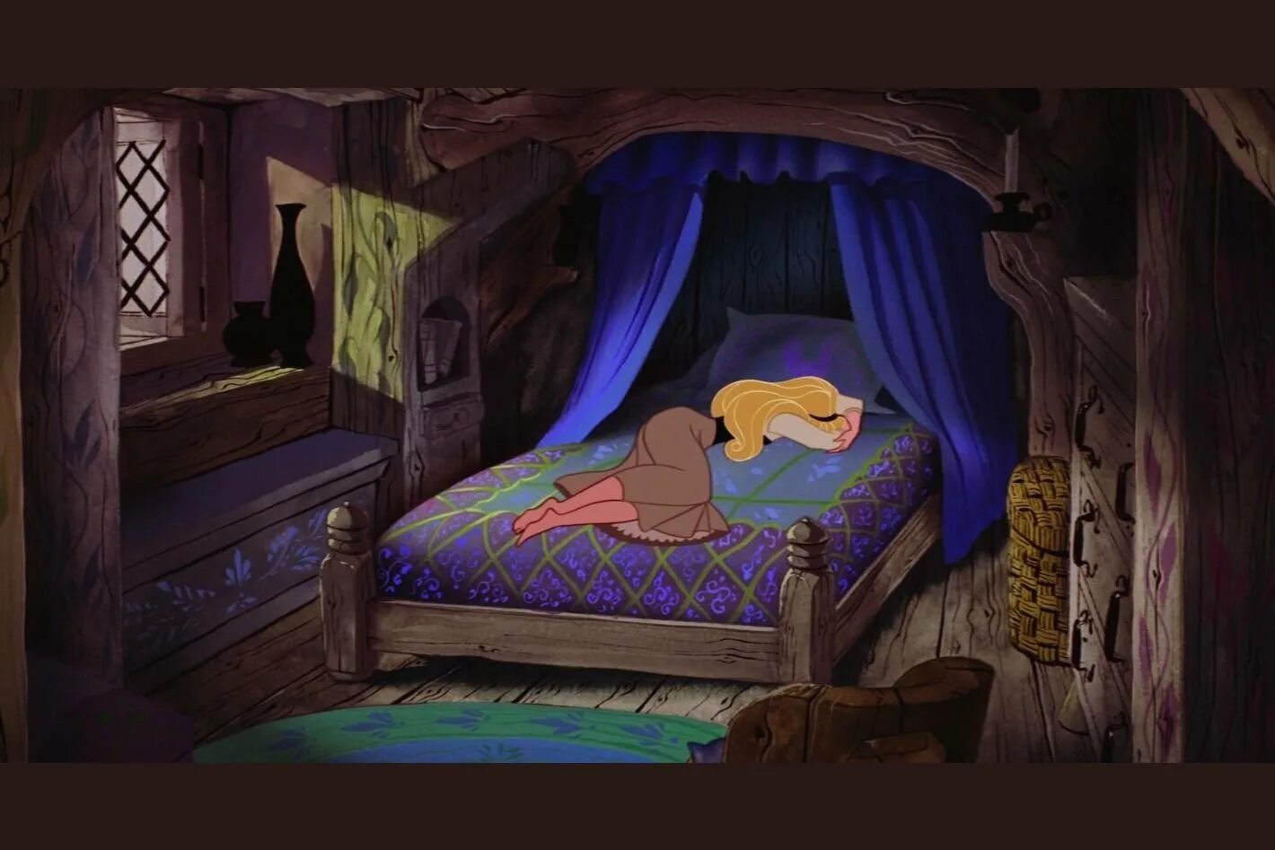 Тайна спальня принцессы. Тайная спальня принцессы-изгнанницы.