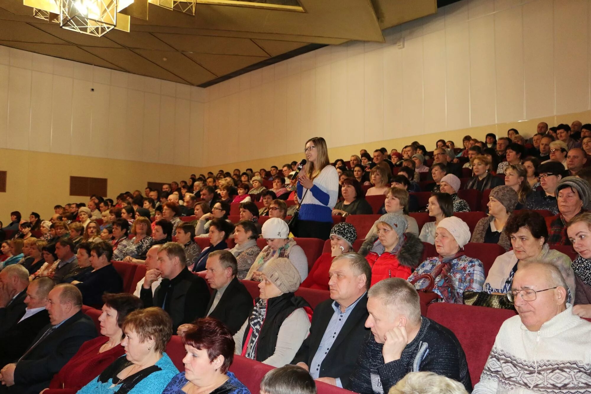 Климовские новости брянская области. Администрация Климовского района. Администрация Климовского района Брянской области. Зам главы администрации Климовского района. Новости Климовский район Брянская обл.