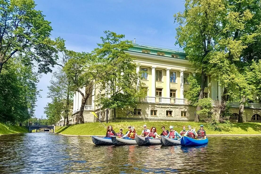 Кронштадт парк остров фортов. Парковые острова. Цпкио им. Аллея фортов в кронштадте. Парк елагин остров санкт-петербург.